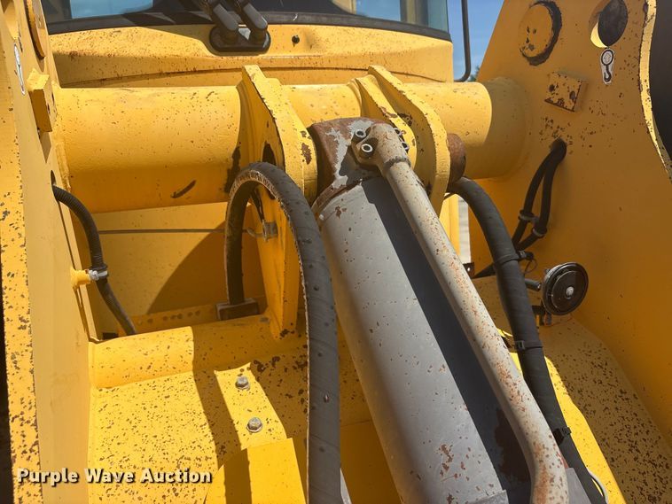 image for item EU5595 1997 Volvo L70C wheel loader