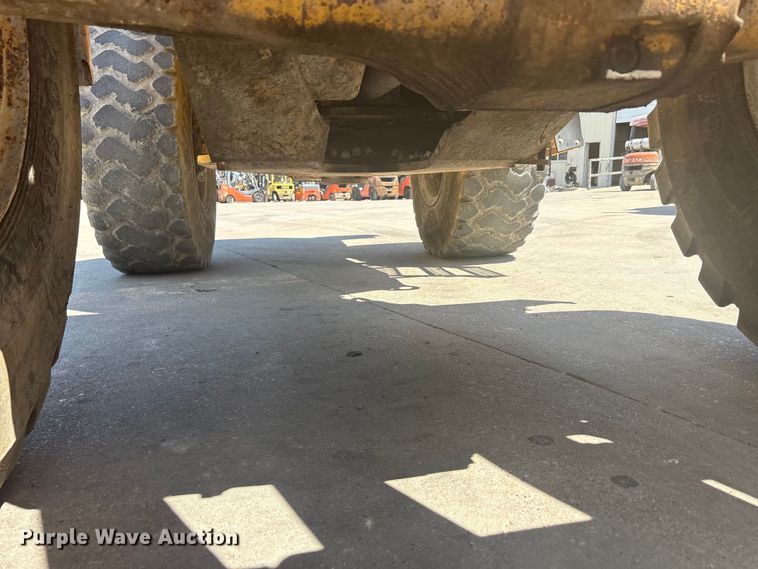image for item EU5595 1997 Volvo L70C wheel loader