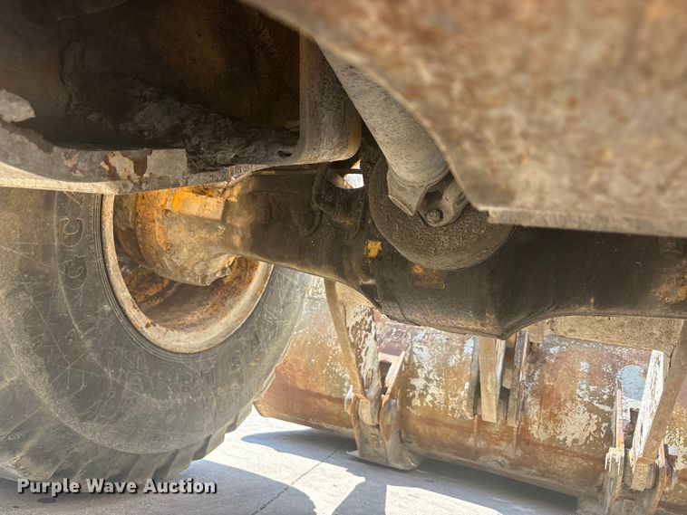 image for item EU5595 1997 Volvo L70C wheel loader