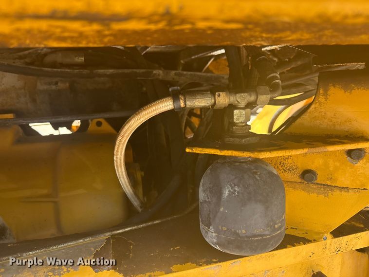 image for item EU5595 1997 Volvo L70C wheel loader