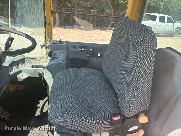 image for item EU5595 1997 Volvo L70C wheel loader