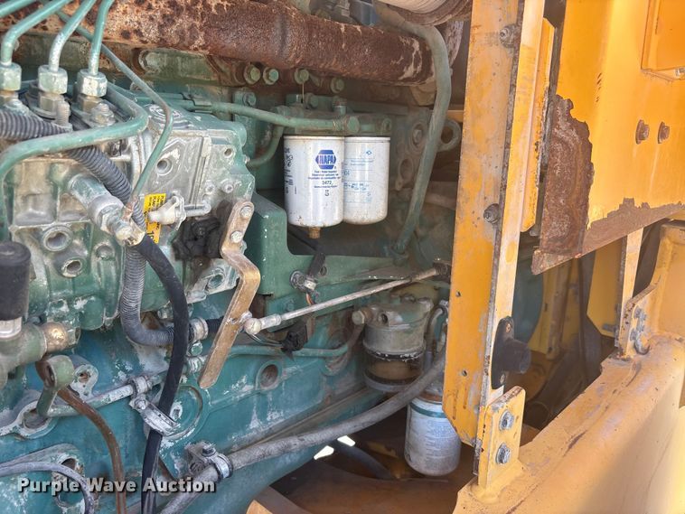 image for item EU5595 1997 Volvo L70C wheel loader