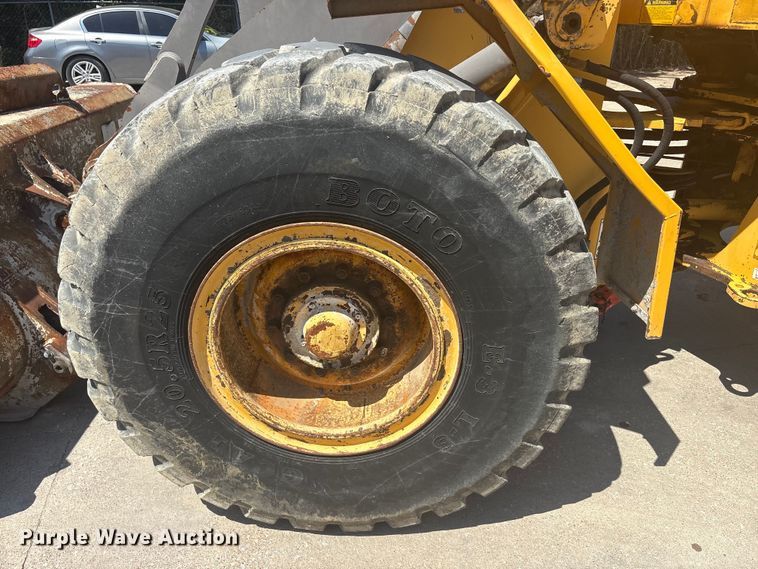 image for item EU5595 1997 Volvo L70C wheel loader