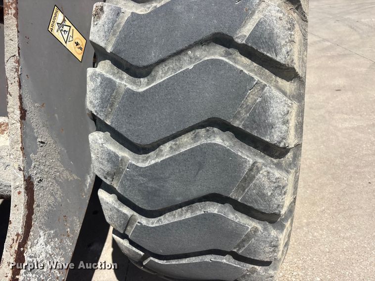 image for item EU5595 1997 Volvo L70C wheel loader