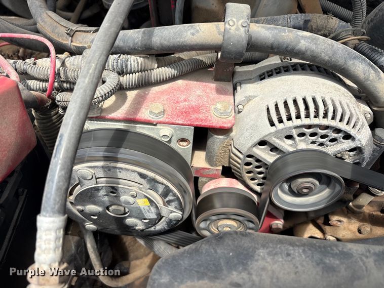 image for item EU5604 1992 Ford F450 Super Duty bucket truck