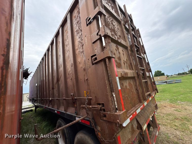image for item EU5618 2007 Steco, Inc live bottom trailer