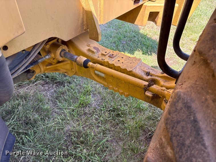 image for item EW0034 2005 Caterpillar TH360B telehandler