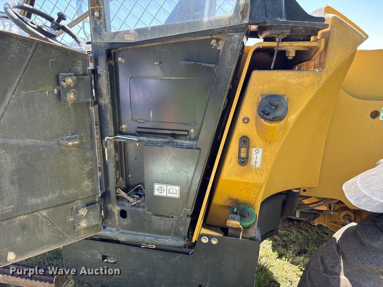 image for item EW0034 2005 Caterpillar TH360B telehandler
