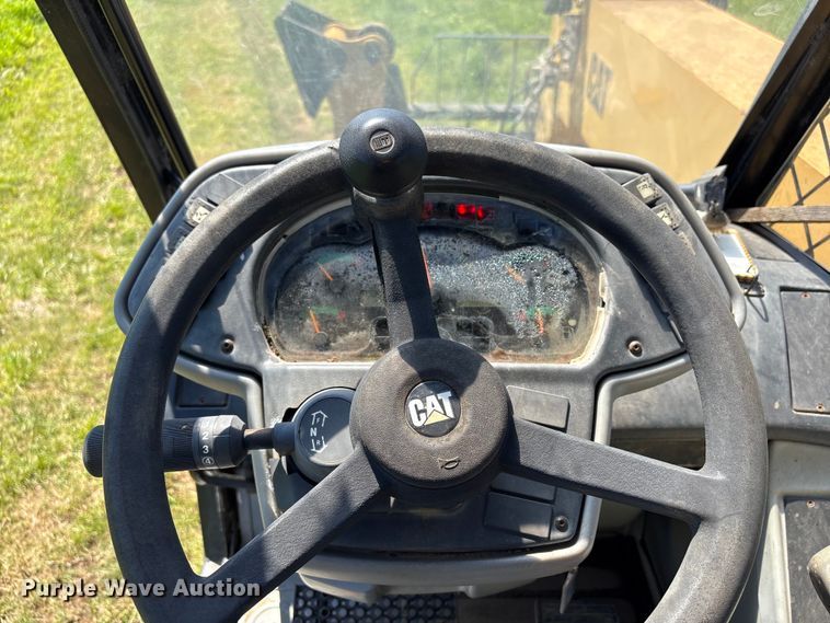 image for item EW0034 2005 Caterpillar TH360B telehandler