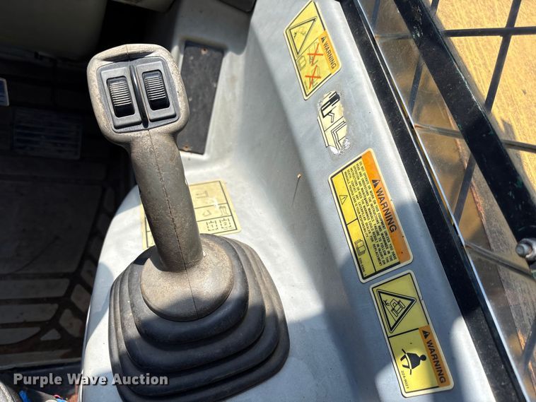 image for item EW0034 2005 Caterpillar TH360B telehandler
