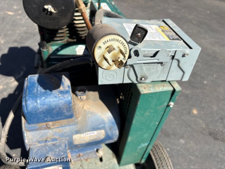 image for item EW0040 Rol-Air 5230K30 air compressor