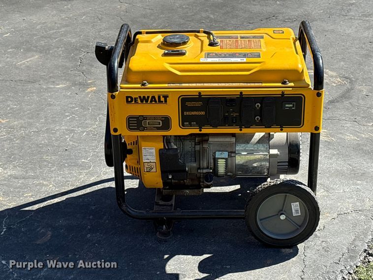 image for item EW0042 Dewalt PMC166500.02 generator