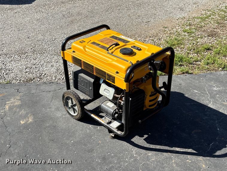 image for item EW0042 Dewalt PMC166500.02 generator