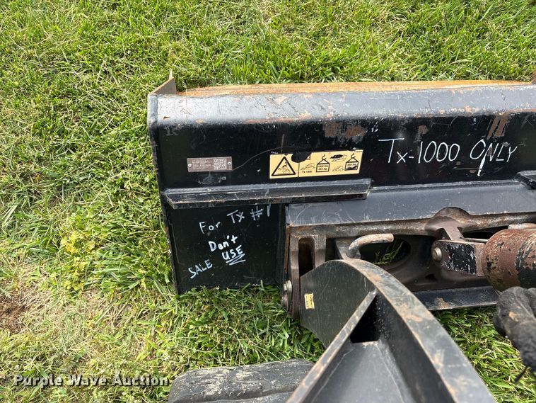 image for item EW0044 2017 Toro TX1000W compact utility loader