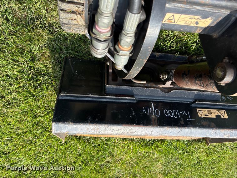 image for item EW0044 2017 Toro TX1000W compact utility loader