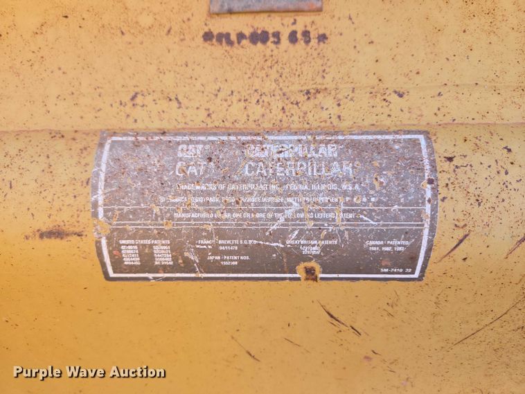 image for item EW0093 2000 Caterpillar D10R dozer
