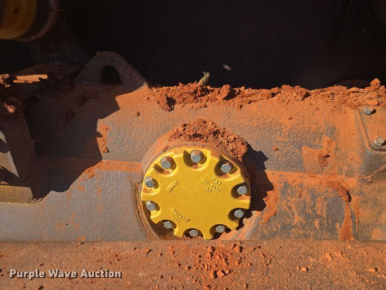 image for item EW0093 2000 Caterpillar D10R dozer