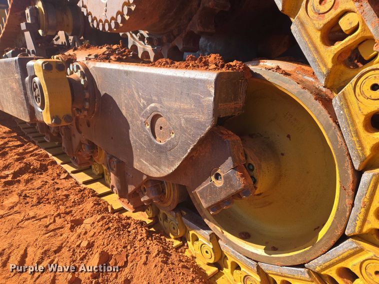 image for item EW0093 2000 Caterpillar D10R dozer