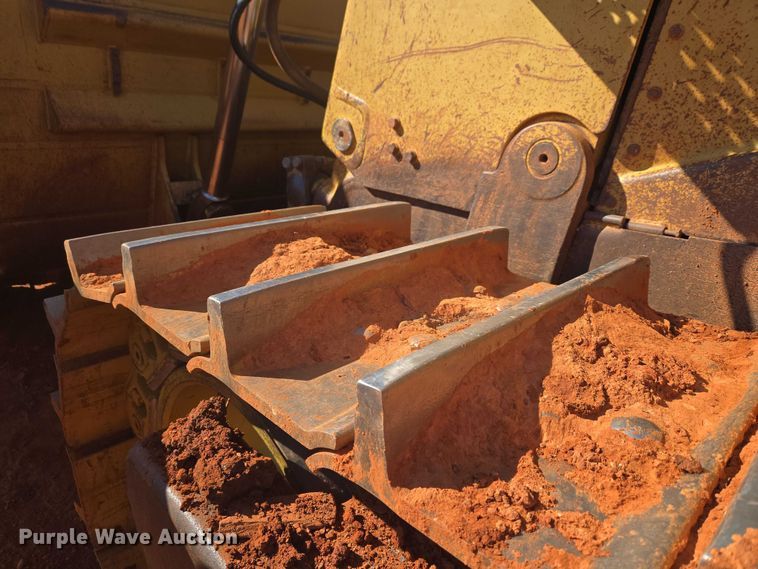image for item EW0093 2000 Caterpillar D10R dozer