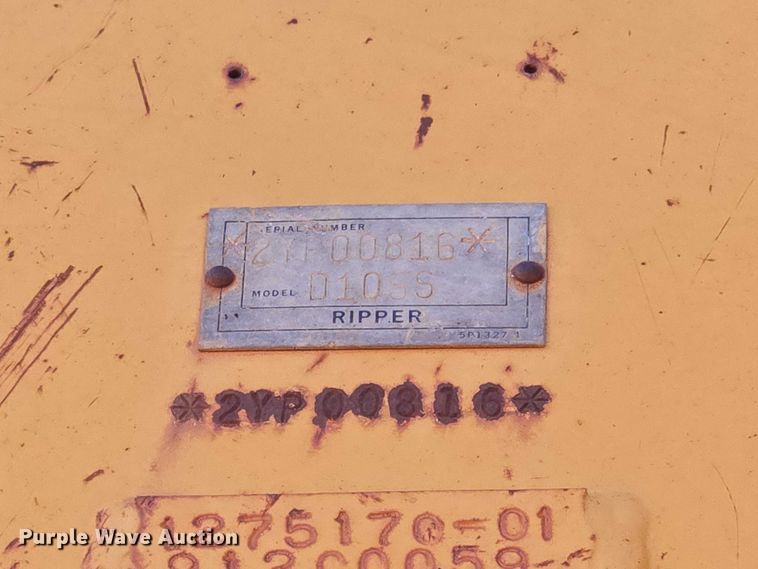 image for item EW0093 2000 Caterpillar D10R dozer