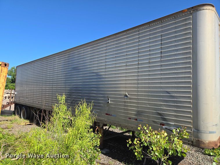 image for item EW0124 1974 Clark Equipment 42DVPR-D-3-H2 dry van trailer