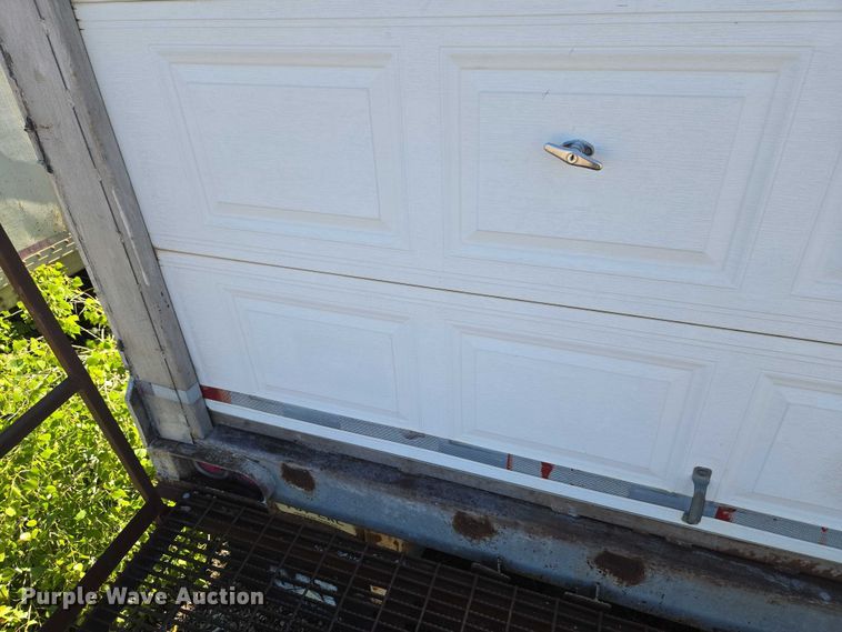 image for item EW0124 1974 Clark Equipment 42DVPR-D-3-H2 dry van trailer