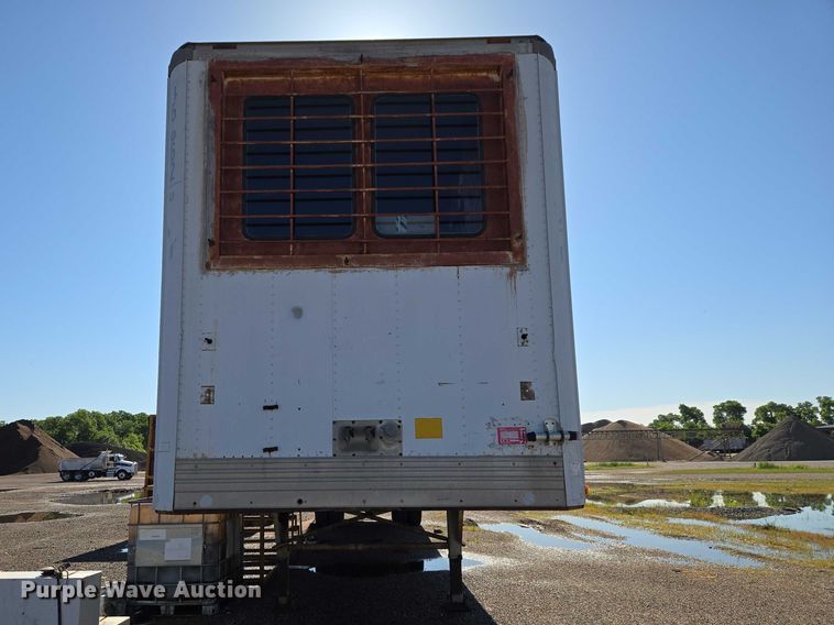 image for item EW0125 1986 Utility dry van trailer