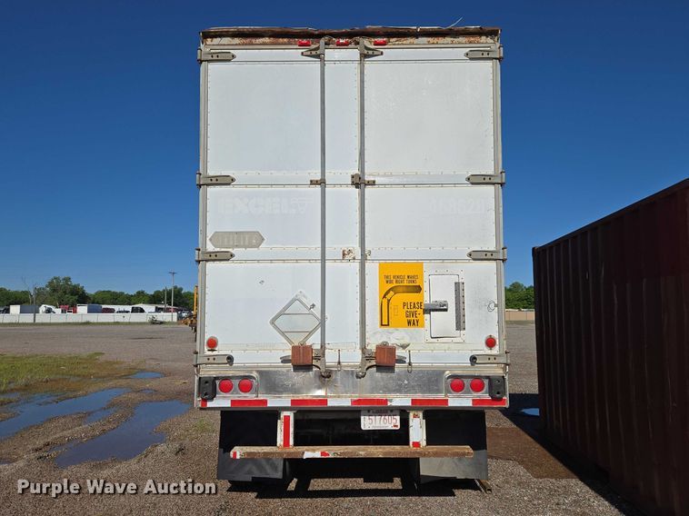image for item EW0125 1986 Utility dry van trailer