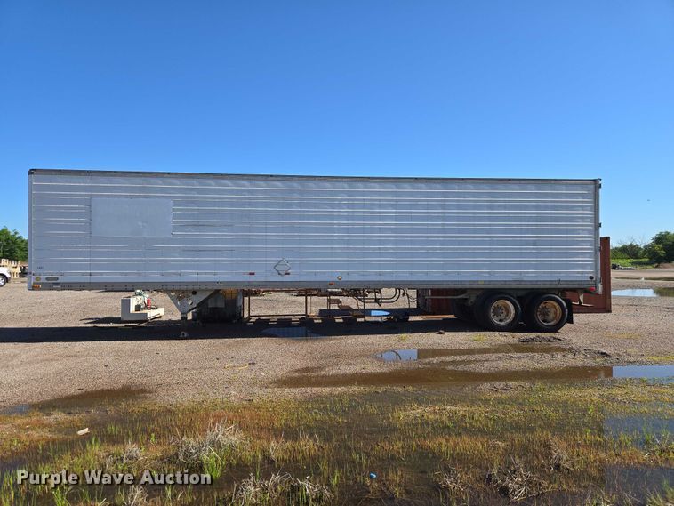 image for item EW0125 1986 Utility dry van trailer