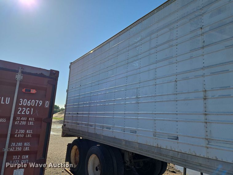 image for item EW0125 1986 Utility dry van trailer