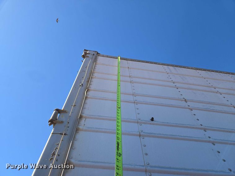 image for item EW0125 1986 Utility dry van trailer