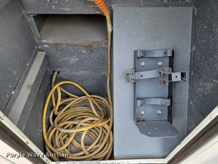 image for item EW0160 2012 International 4300 digger derrick truck