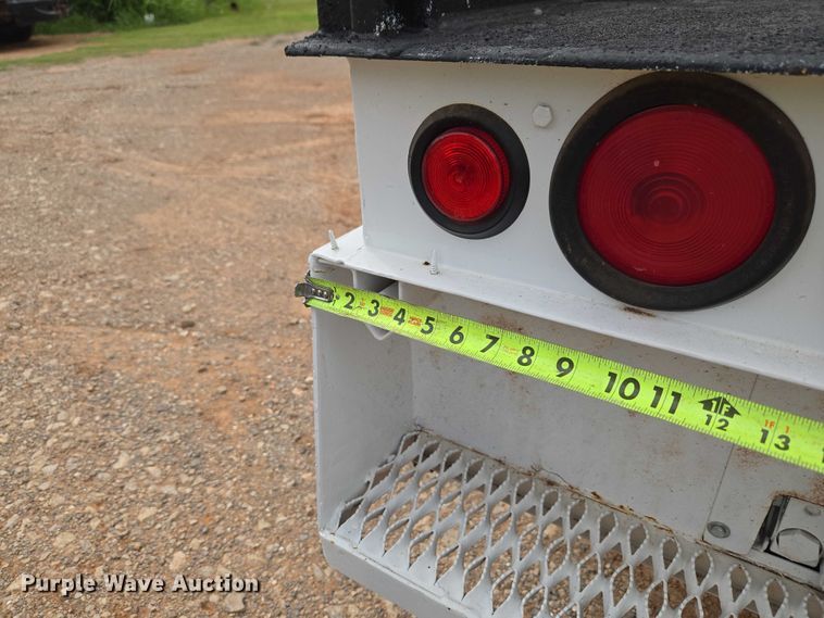 image for item EW0160 2012 International 4300 digger derrick truck
