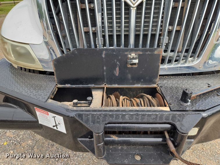 image for item EW0160 2012 International 4300 digger derrick truck