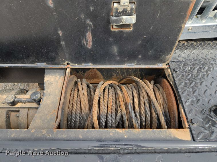 image for item EW0160 2012 International 4300 digger derrick truck