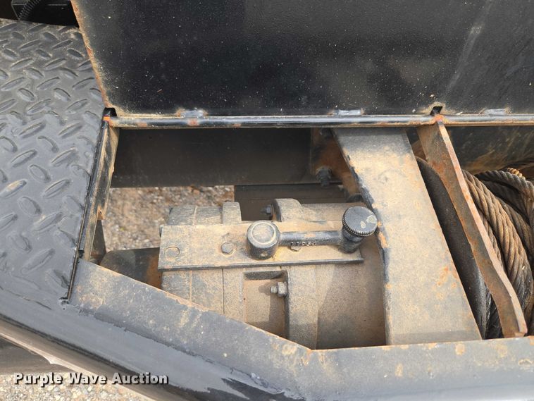 image for item EW0160 2012 International 4300 digger derrick truck