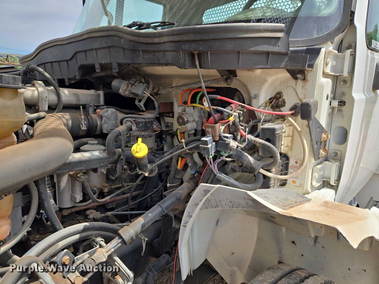 image for item EW0160 2012 International 4300 digger derrick truck