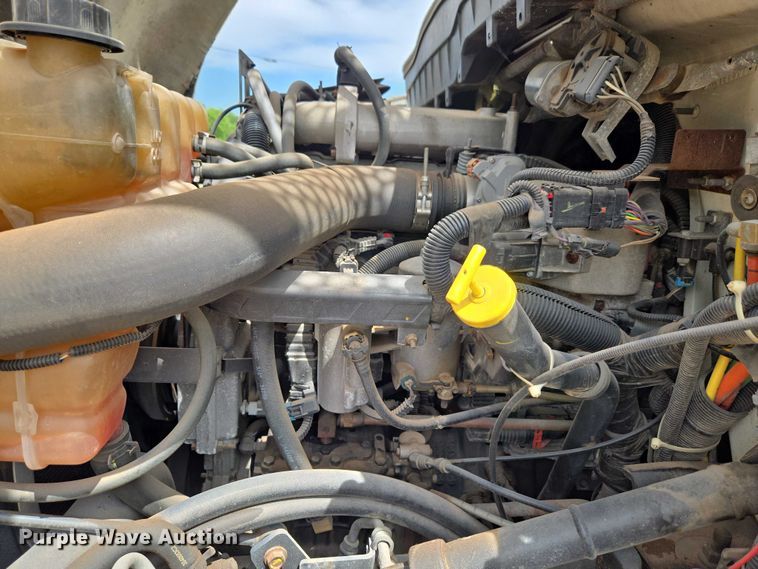 image for item EW0160 2012 International 4300 digger derrick truck