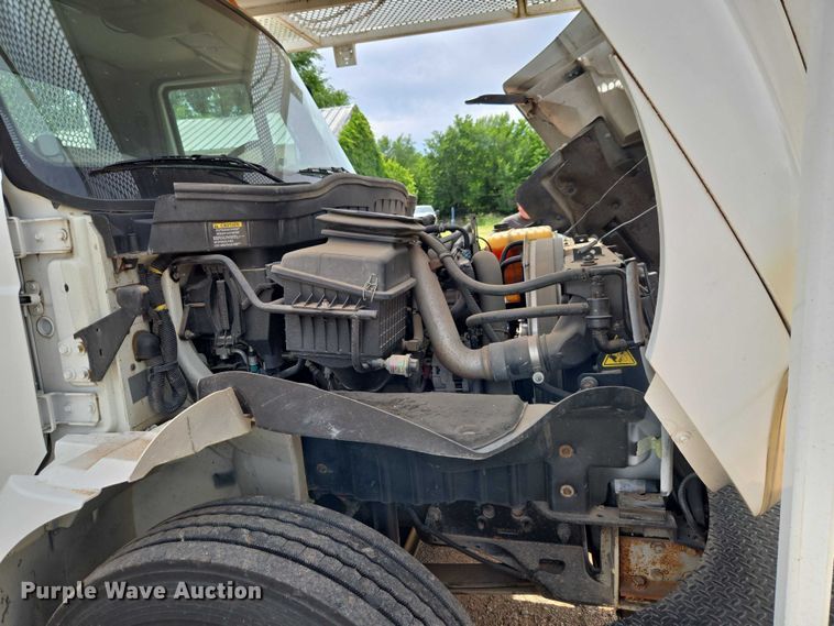 image for item EW0160 2012 International 4300 digger derrick truck