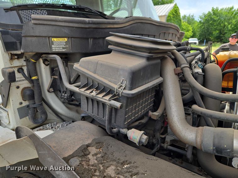 image for item EW0160 2012 International 4300 digger derrick truck