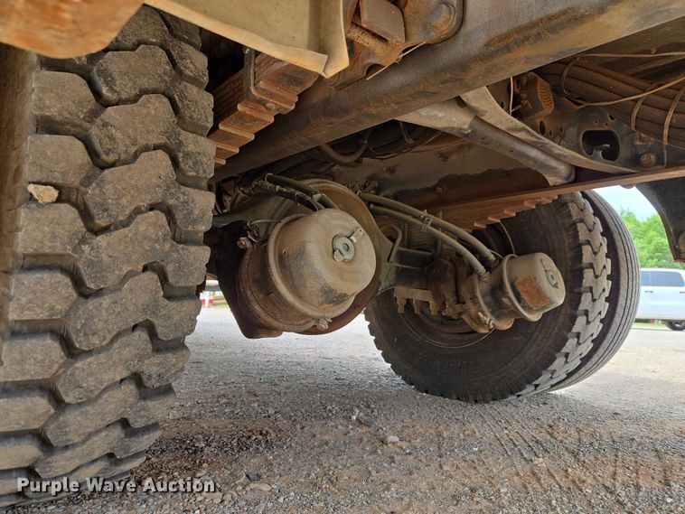 image for item EW0160 2012 International 4300 digger derrick truck