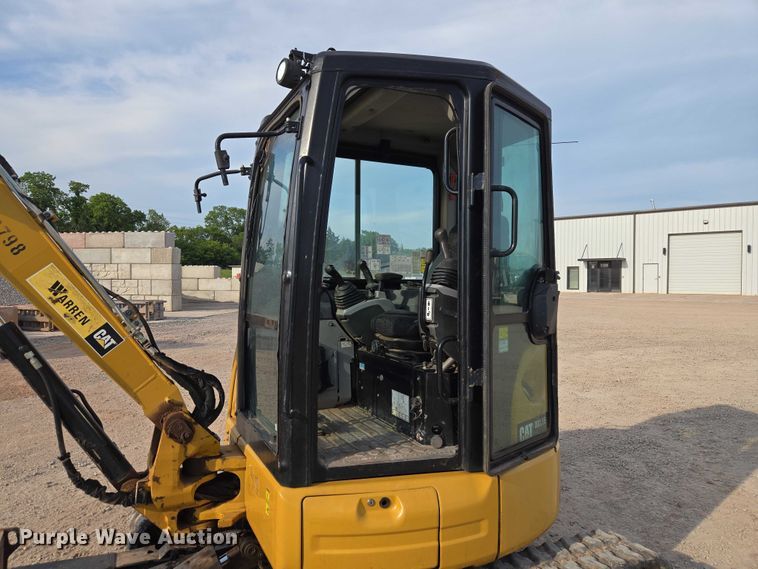 image for item EW0161 2020 Caterpillar 303.5E2 mini excavator