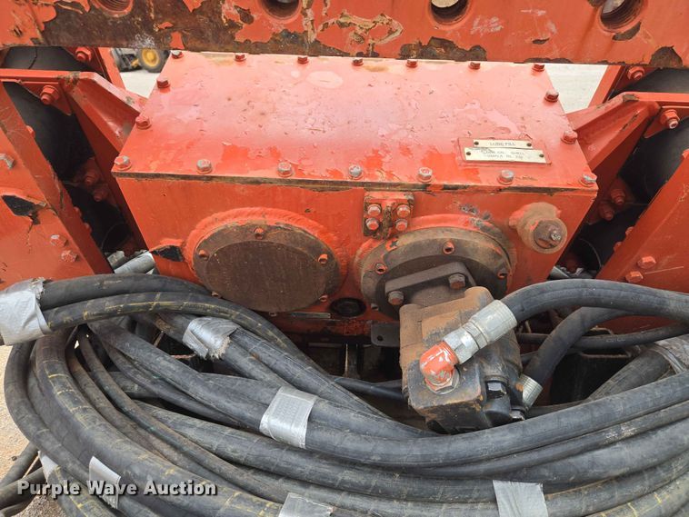 image for item EW0205 MKT Manufacturing Inc. HP-85T3A/V2-ESC pile driver / extractor