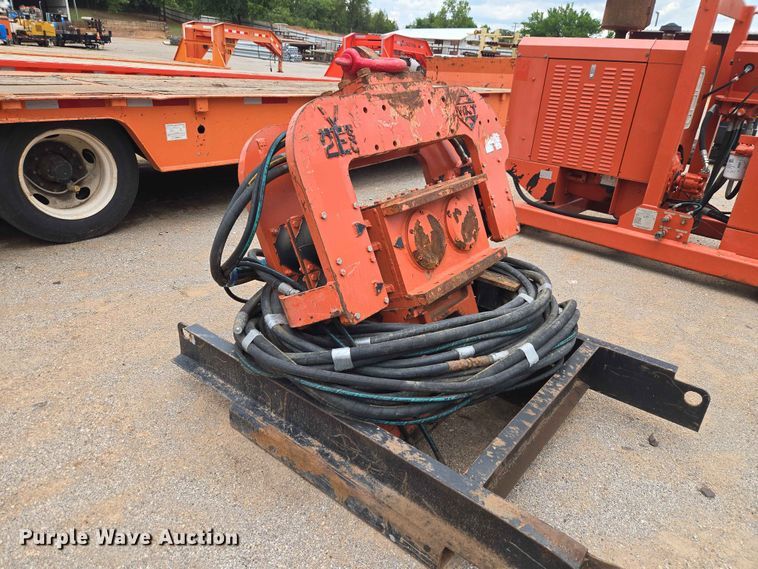 image for item EW0205 MKT Manufacturing Inc. HP-85T3A/V2-ESC pile driver / extractor