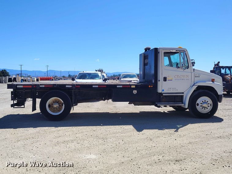 image for item EW1013 2003 Freightliner FL70 flatbed truck