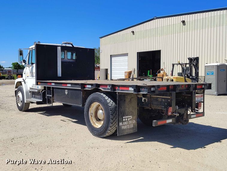 image for item EW1013 2003 Freightliner FL70 flatbed truck
