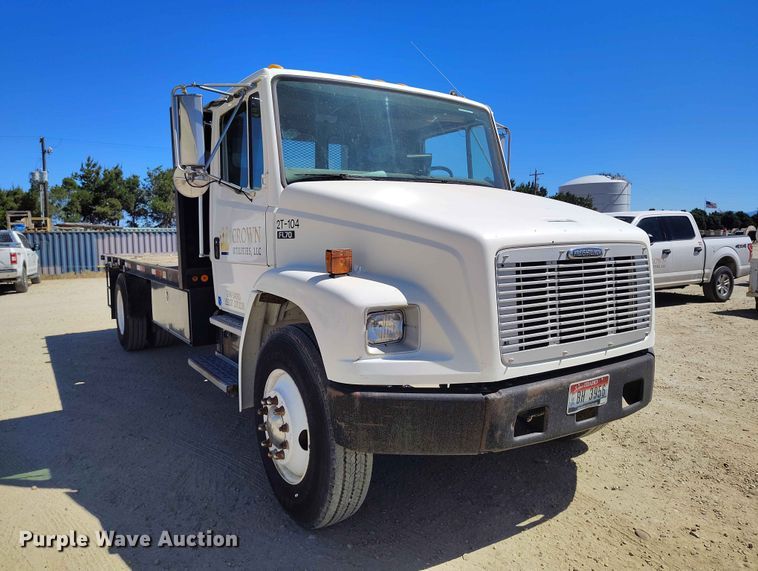 image for item EW1013 2003 Freightliner FL70 flatbed truck