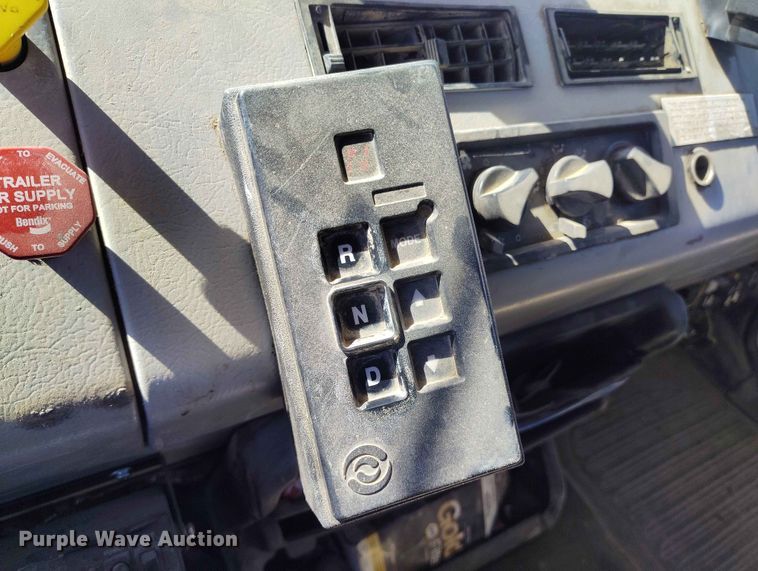 image for item EW1013 2003 Freightliner FL70 flatbed truck