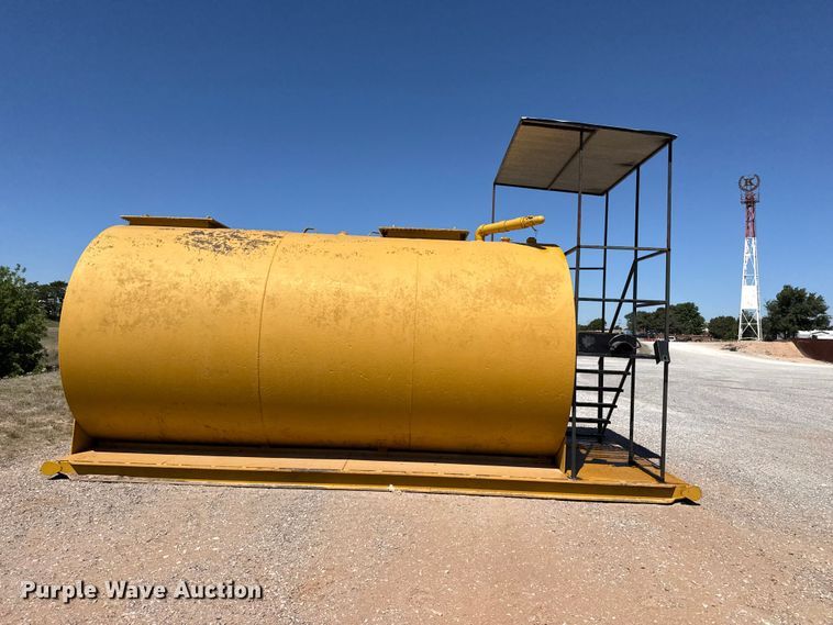 image for item EW4542 Fuel tank