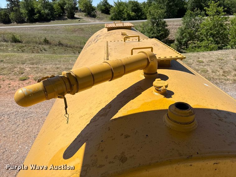 image for item EW4542 Fuel tank